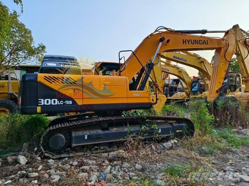 Hyundai R300LC-9 Bagri goseničarji