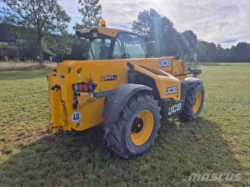 JCB 541-70 Kmetijski teleskopski nakladalci