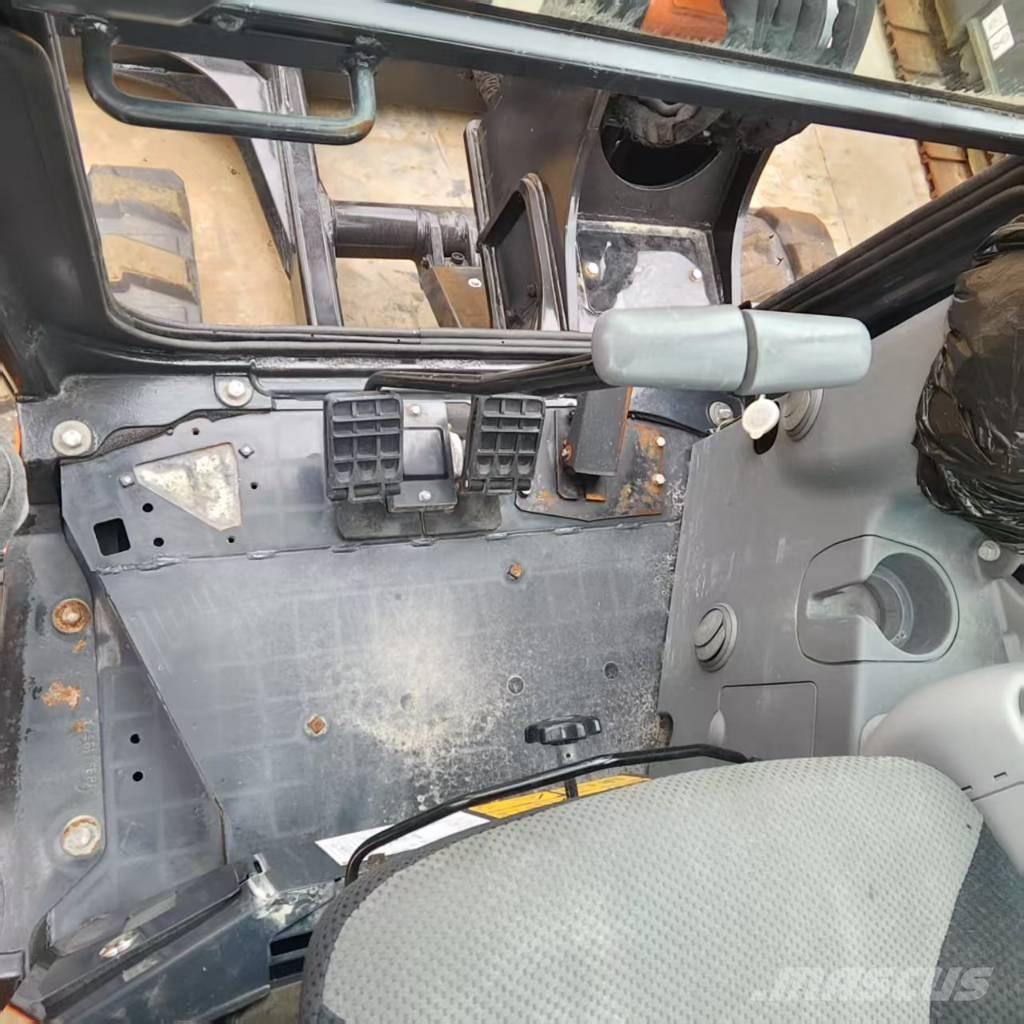 Hitachi ZX 55 UR Mini bagri <7t