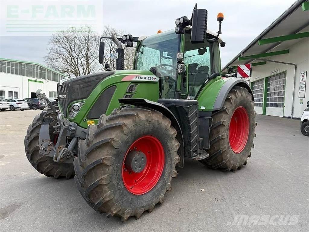 Fendt 724 vario s4 Traktorji