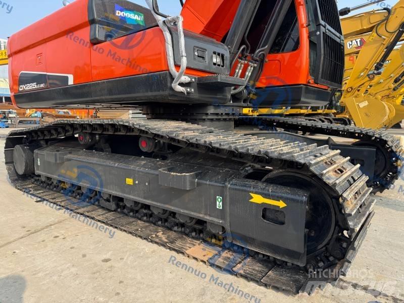 Doosan DX 225 LC-9C Bagri goseničarji