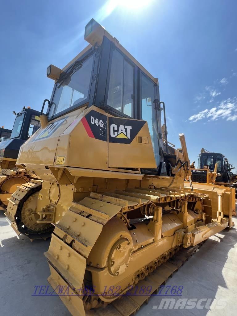 CAT D 6 G Buldožerji goseničarji