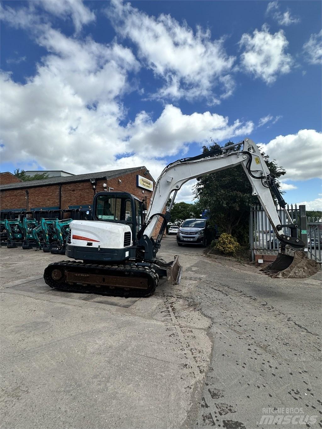 Bobcat E80 Mini bagri <7t