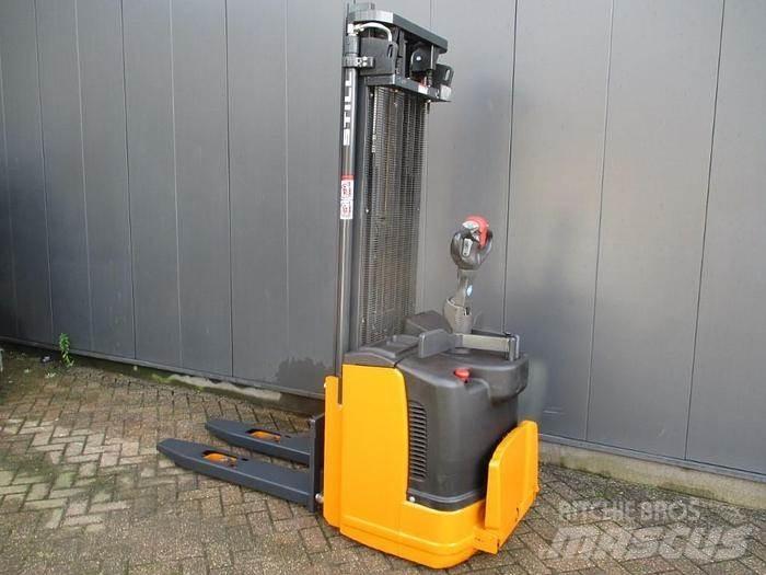 Still EGV S14 Ročni električni viličar