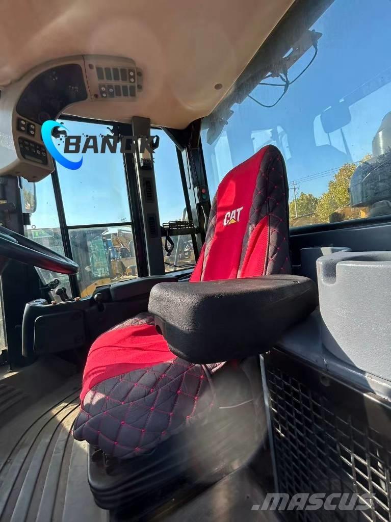 CAT 966 H Kolesni nakladalci