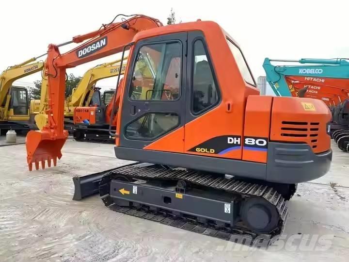 Doosan DH 80 Midi bagri 7t – 12t