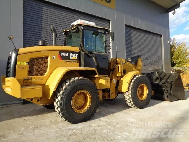 CAT 938M Kolesni nakladalci