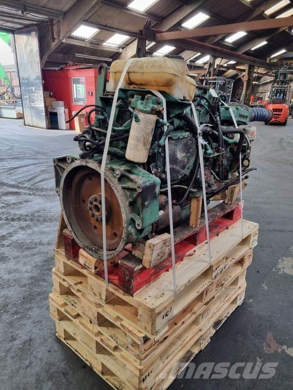 Volvo D6B Motorji