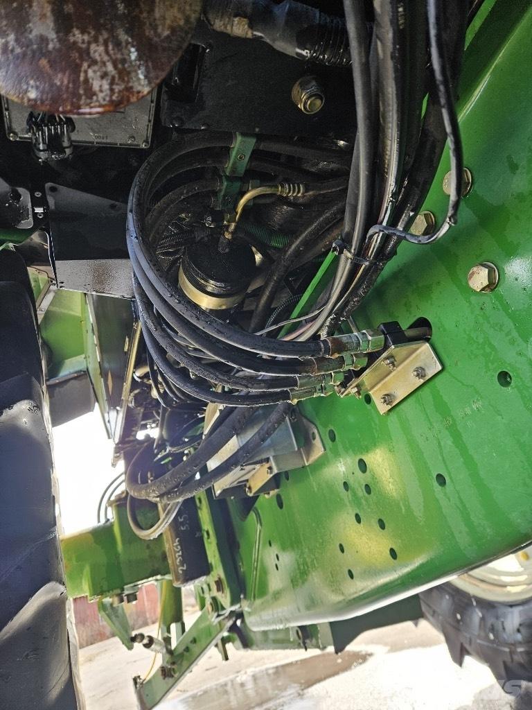 John Deere 6610 Traktorji