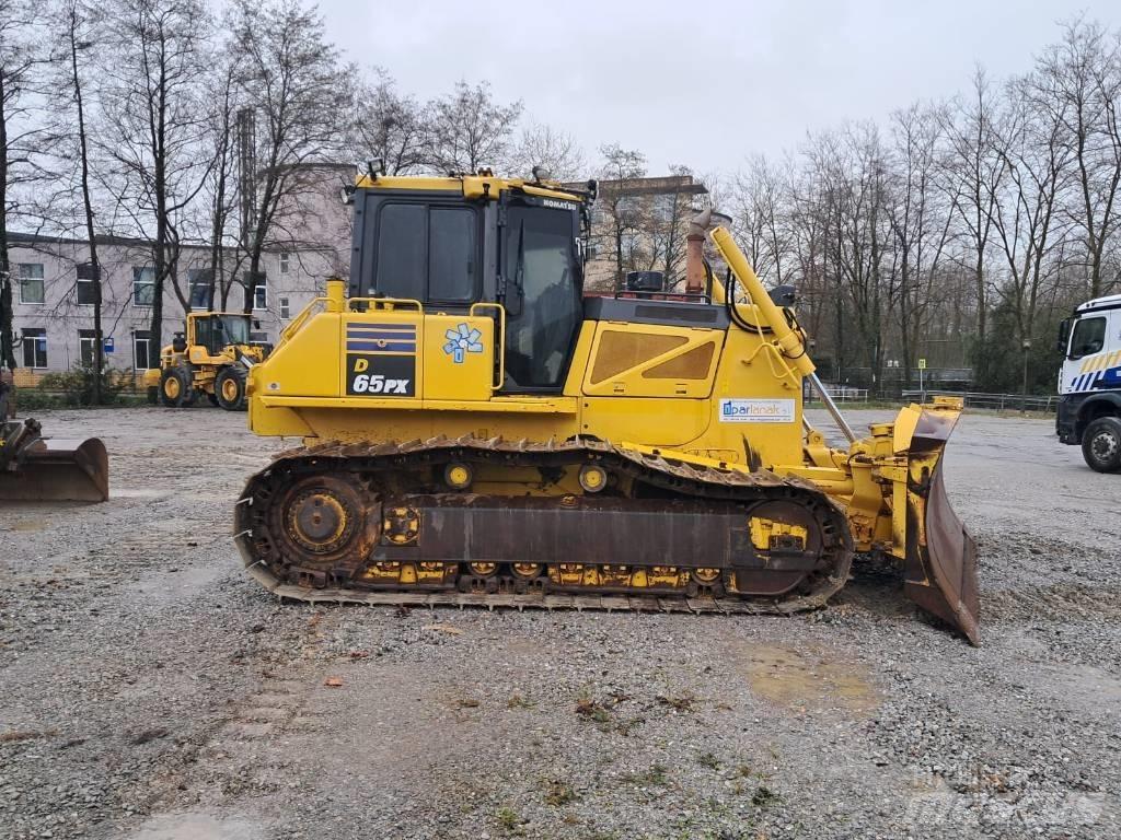 Komatsu D 65 PX-17 Buldožerji goseničarji