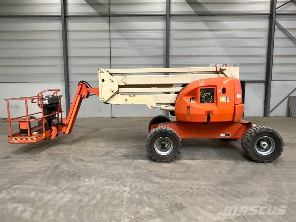 JLG 450 AJ Zglobne dvižne ploščadi