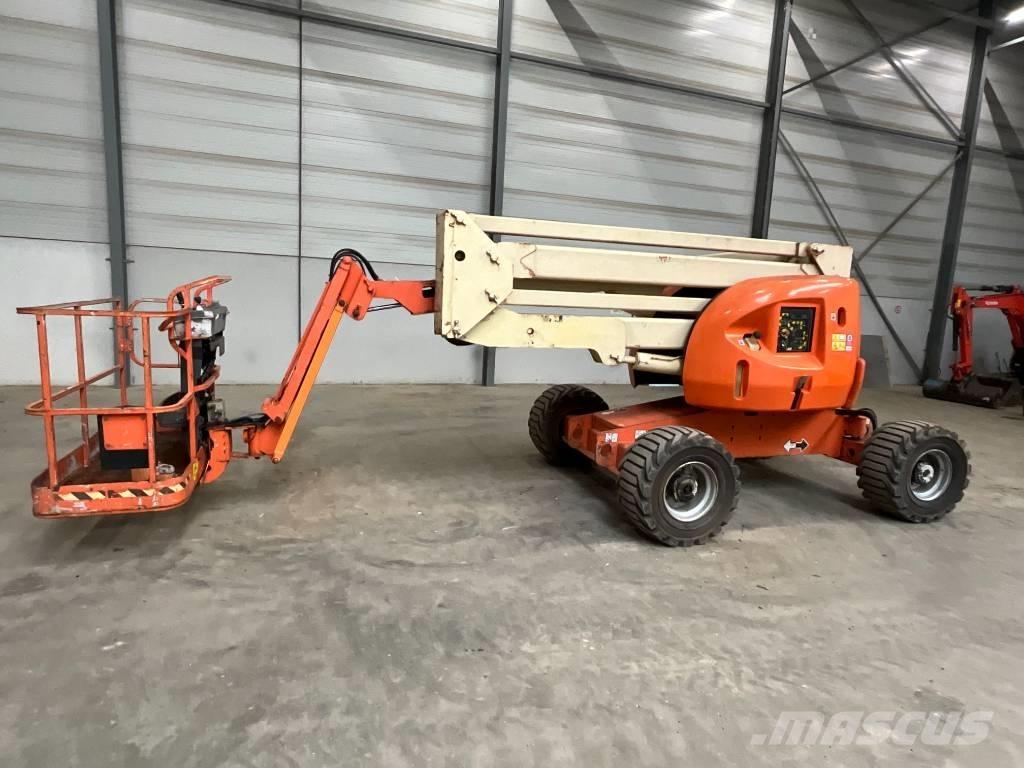 JLG 450 AJ Zglobne dvižne ploščadi