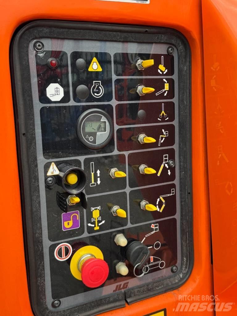 JLG E 450 AJ Zglobne dvižne ploščadi