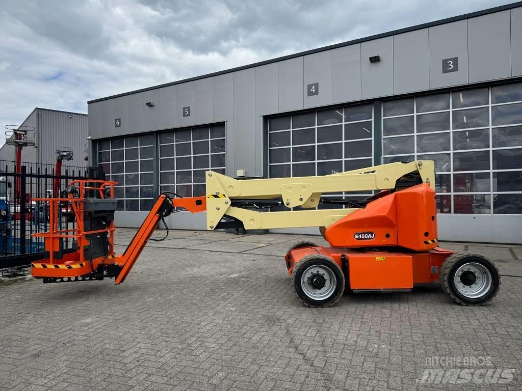 JLG E 450 AJ Zglobne dvižne ploščadi