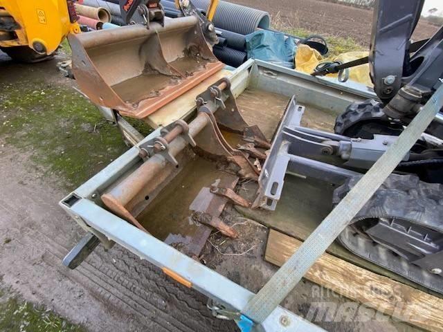 Volvo EC 15 E Mini bagri <7t