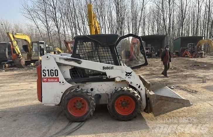 Bobcat S160 Skid steer mini nakladalci