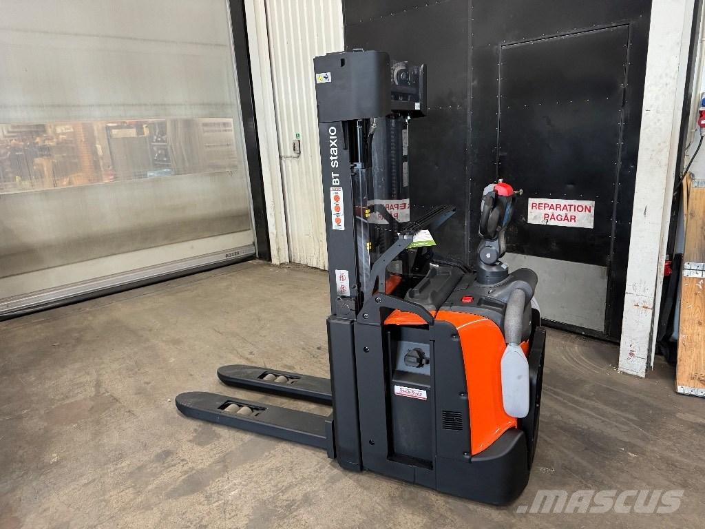 Toyota SPE140L Ročni električni viličar