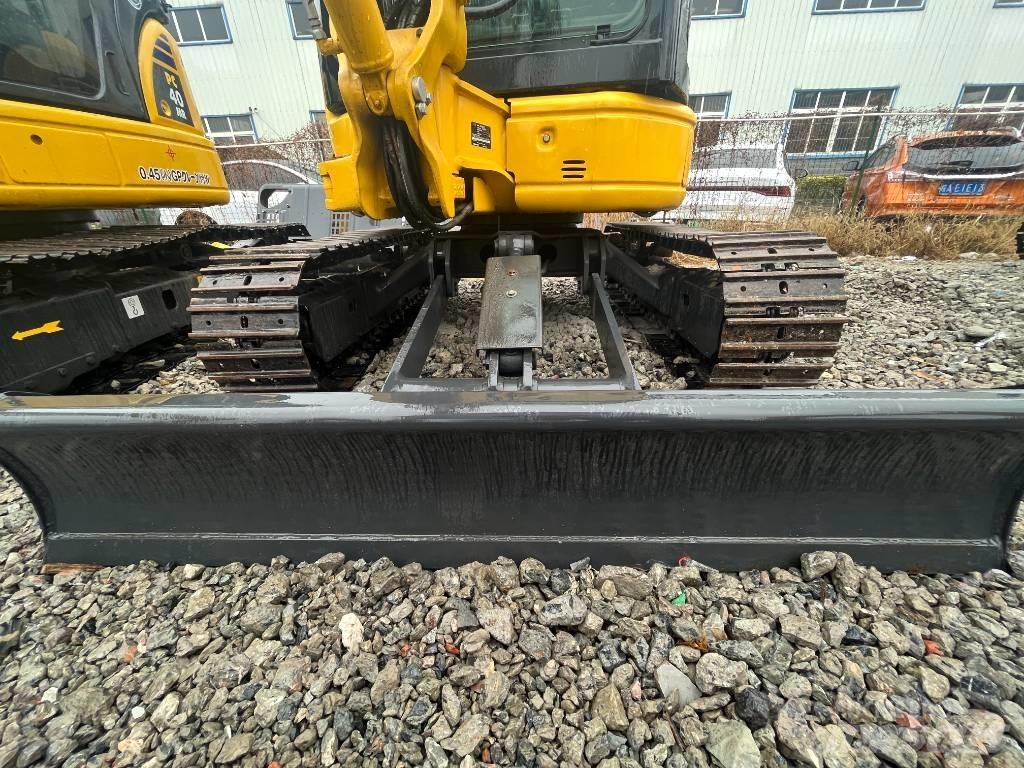 Komatsu PC 35 Bagri goseničarji