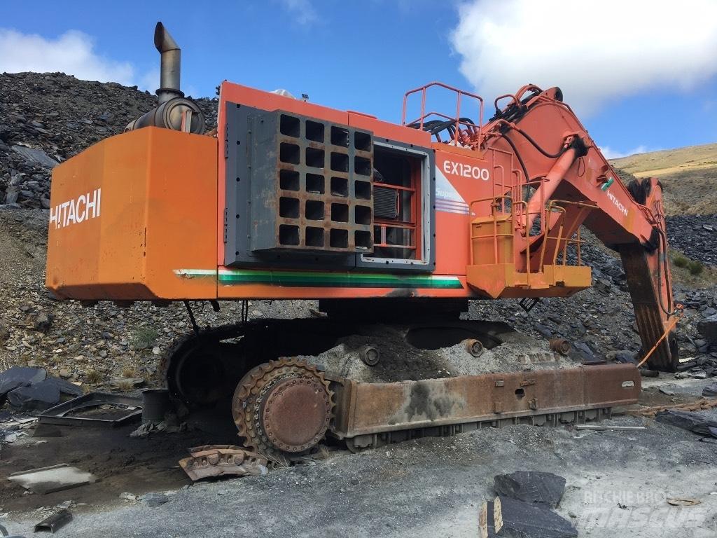Hitachi EX 1200-5 C Bagri goseničarji