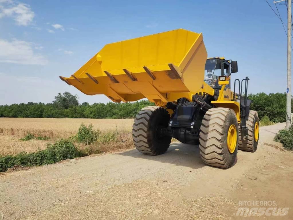 Komatsu WA 470-3 Kolesni nakladalci