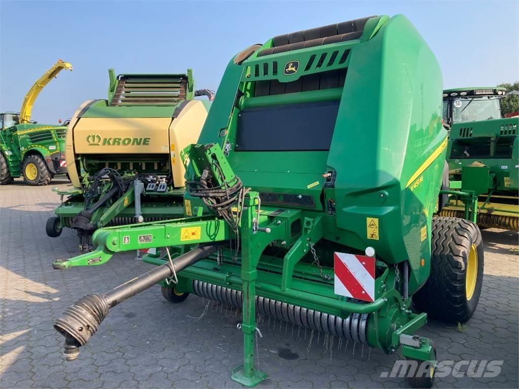 John Deere V451M Balirke (okrogle bale)