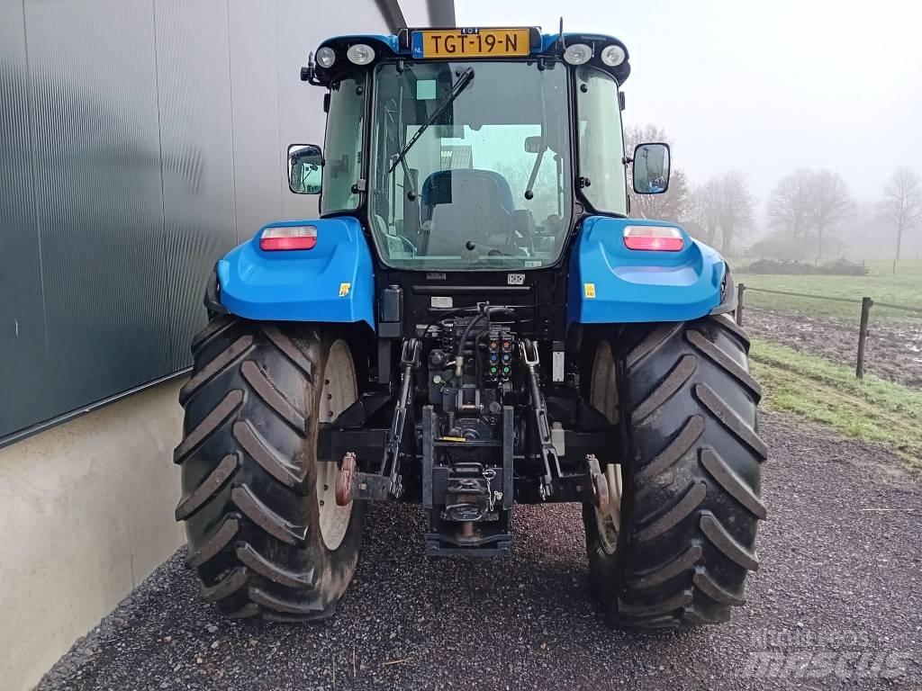 New Holland T 5.105 Traktorji