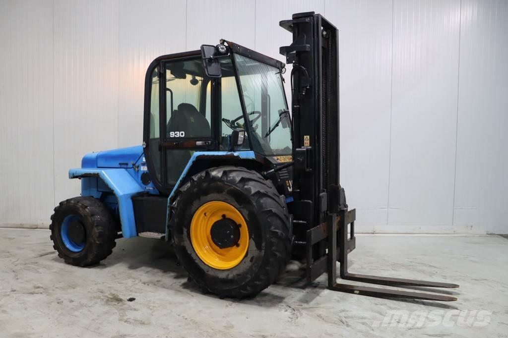 JCB 930-4 Dizelski viličarji