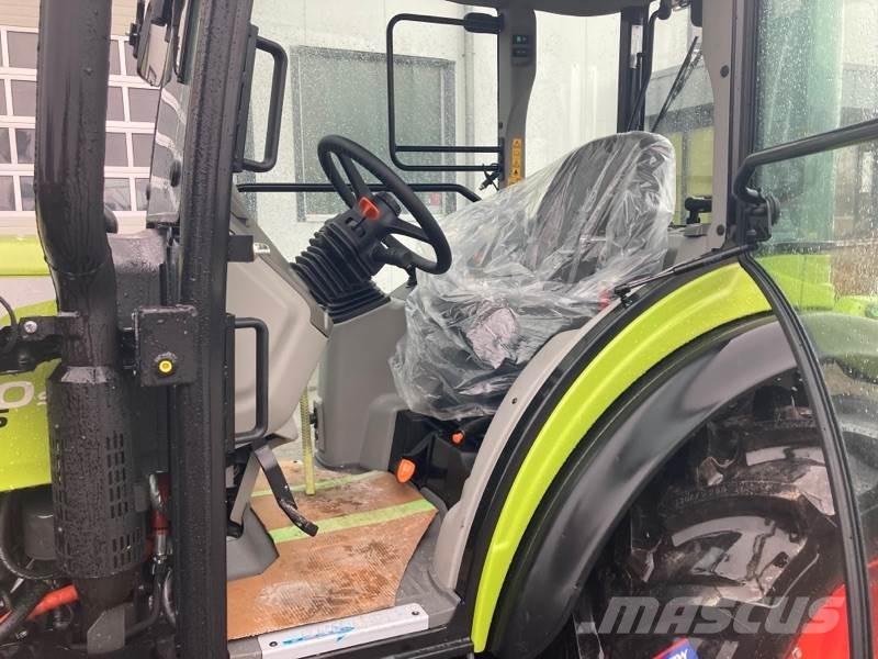 CLAAS NEXOS 240 S Traktorji
