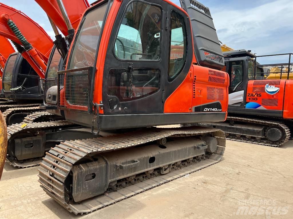 Doosan DX140 Bagri goseničarji