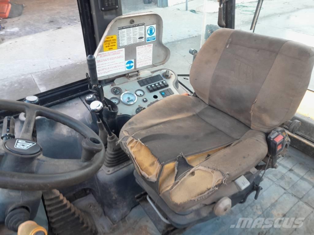 JCB 2 CX Kolesni nakladalci