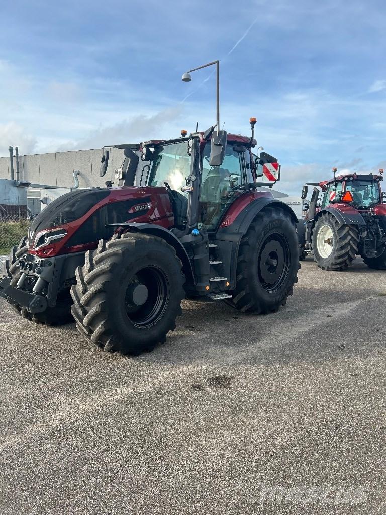 Valtra Q 305 Traktorji