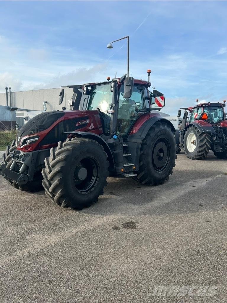 Valtra Q 305 Traktorji