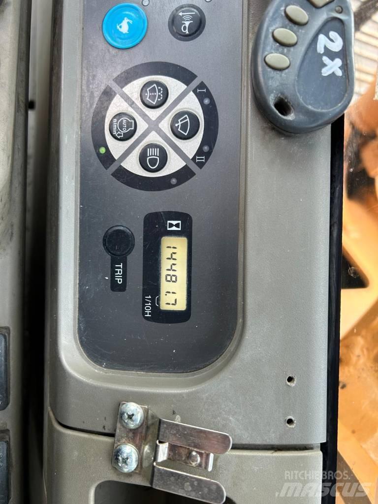 CASE CX 210 B LC Bagri goseničarji