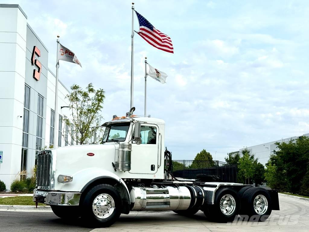 Peterbilt 367 Vlačilci