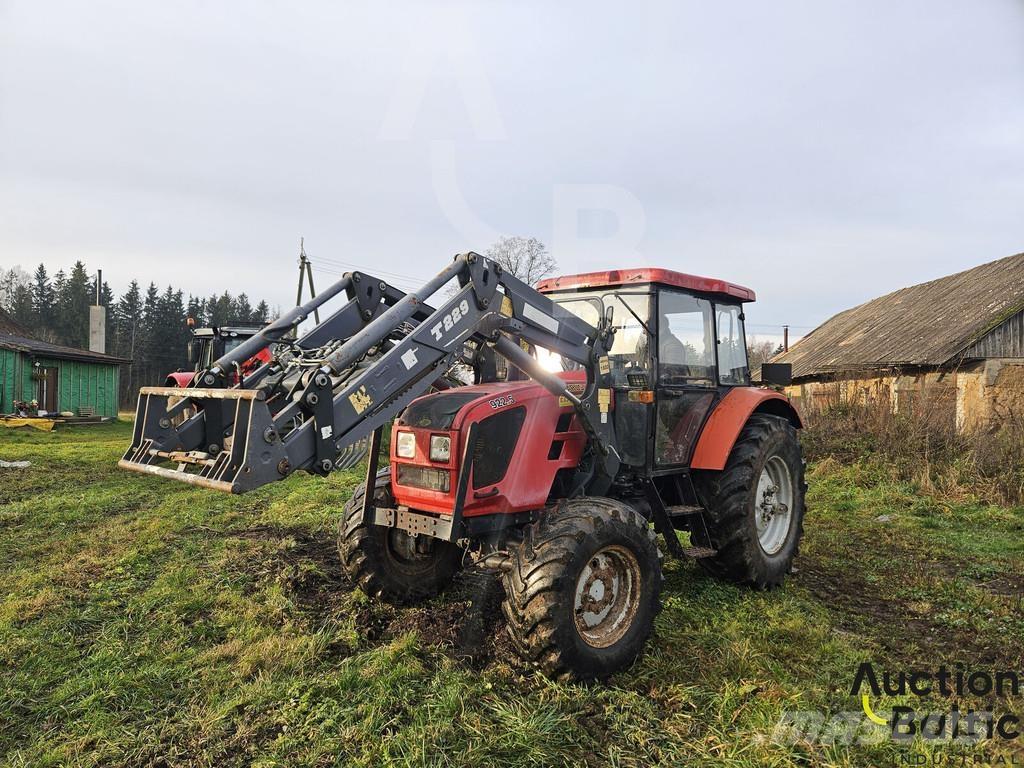 Belarus 922.5 Traktorji