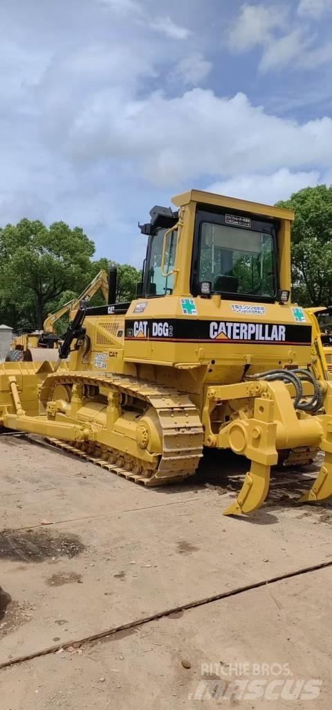 CAT D 6 G Buldožerji goseničarji