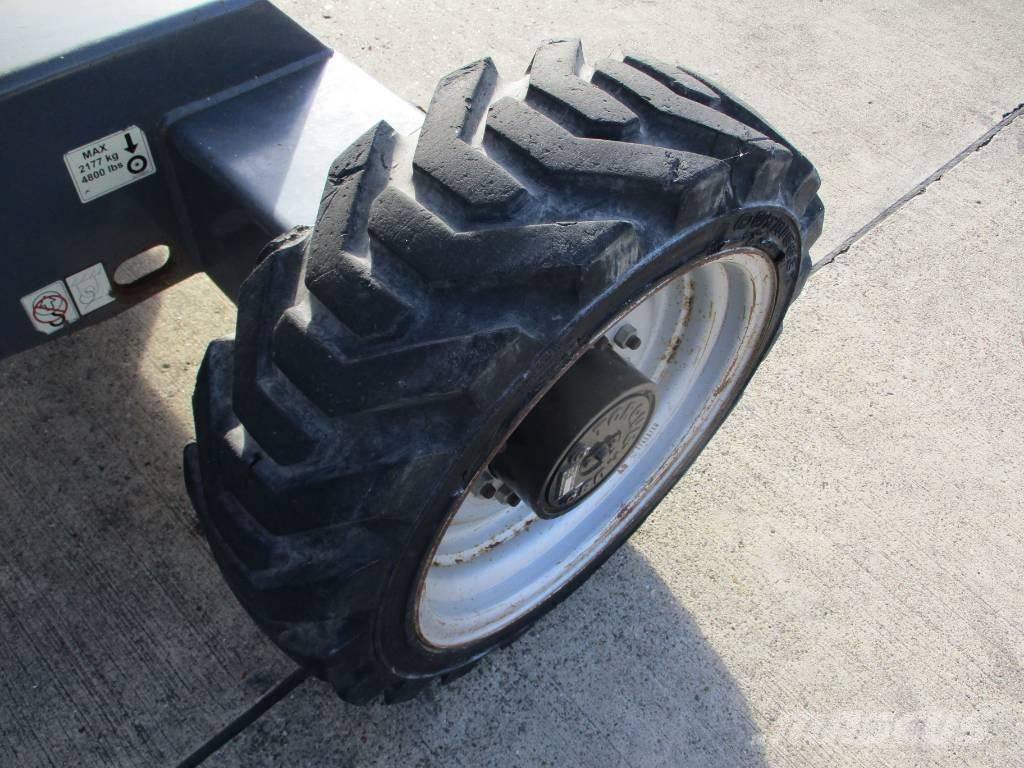 JLG 340 AJ (511) Zglobne samohodne dvižne ploščadi