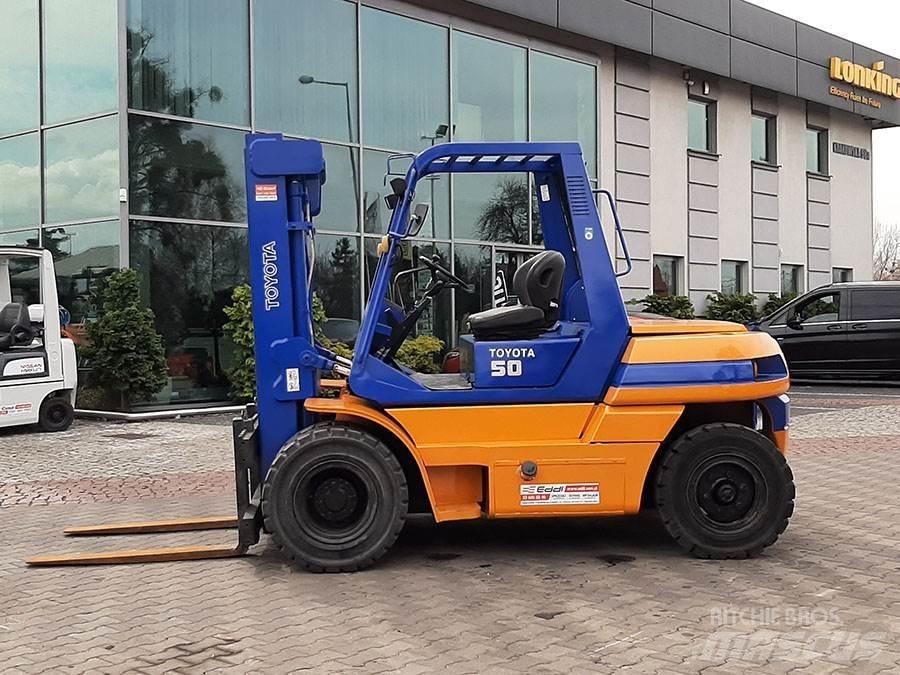 Toyota 5FDF50 Dizelski viličarji