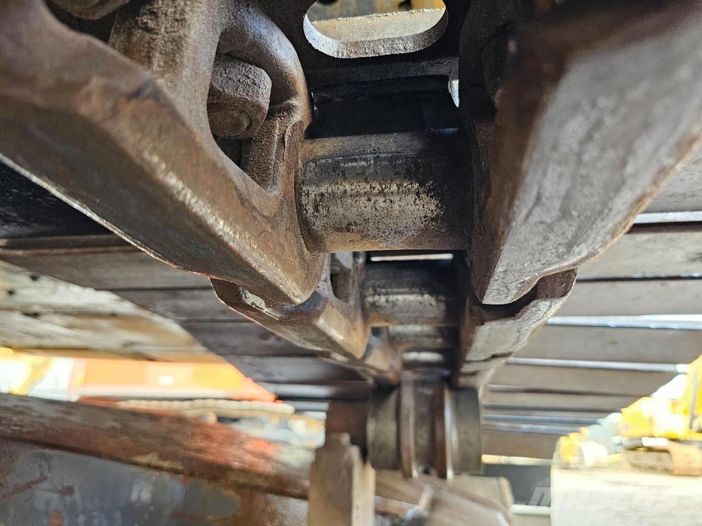 CASE CX250C Bagri goseničarji