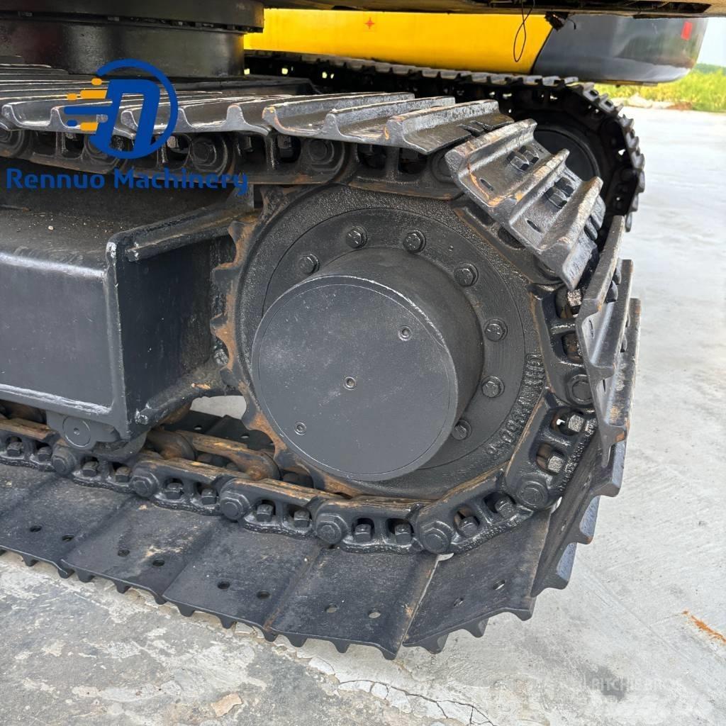 Komatsu PC 60 Mini bagri <7t