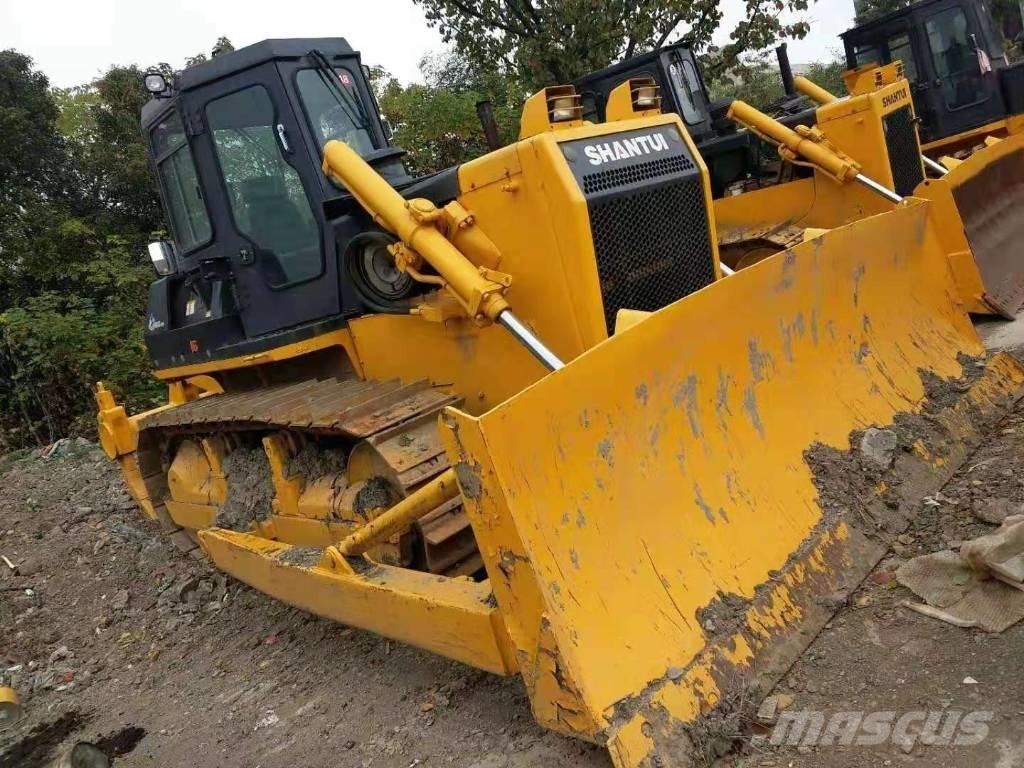 Shantui SD16 Buldožerji goseničarji