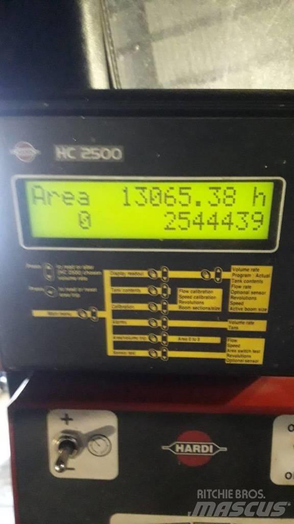 Hardi TR 2000 Vlečne škropilnice