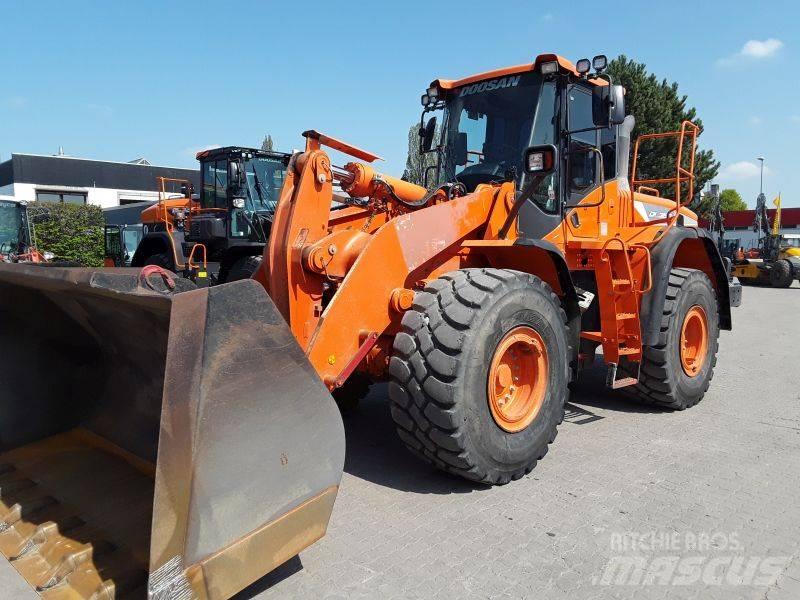 Develon DL350-5 Kolesni nakladalci