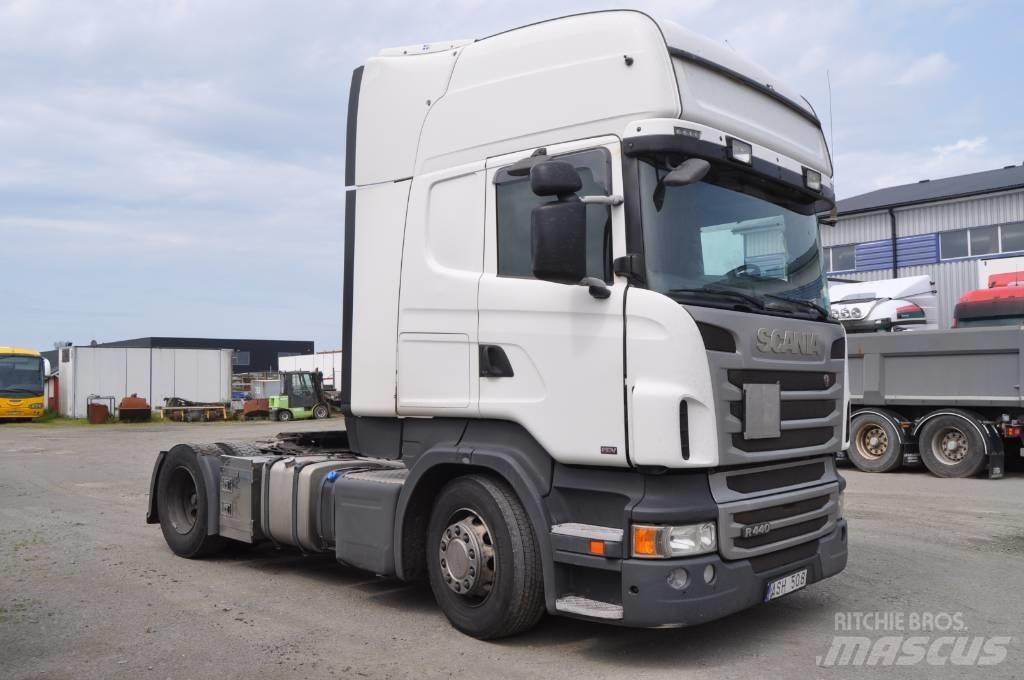 Scania R440 LA4X2MEB Vlačilci