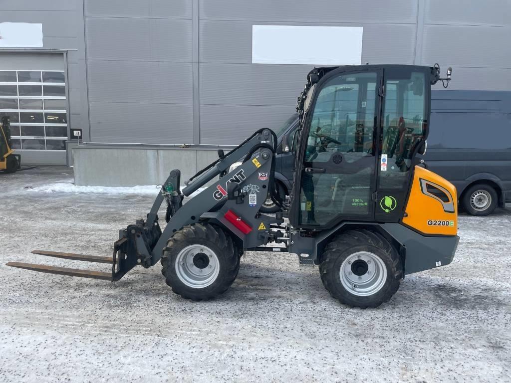 Gigant 2200 E Mini nakladalci