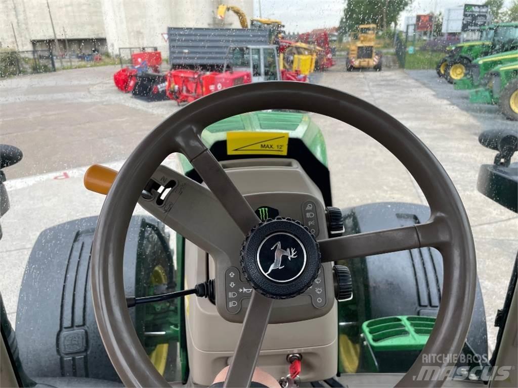 John Deere 7230 R Traktorji