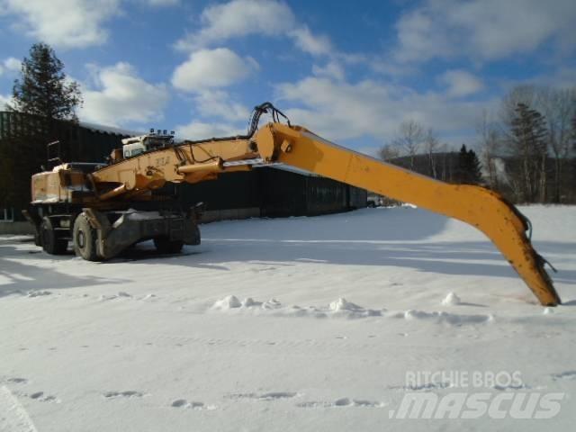 Liebherr A 934 B HD Nakladalci za les