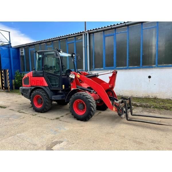 Kubota R082 Kolesni nakladalci