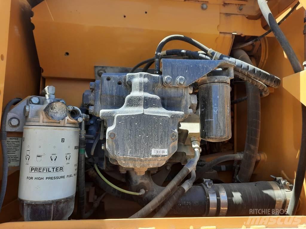 Komatsu PC 210 Bagri goseničarji