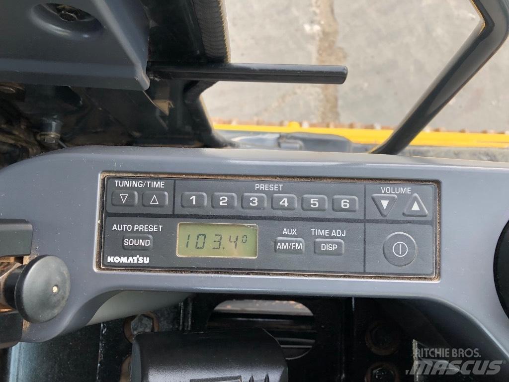 Komatsu PC210LC-11 Bagri goseničarji